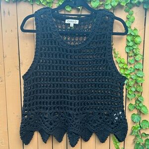 NANETTE LEPORE NWOT  Women’s Crochet Black Vest Top Size: L